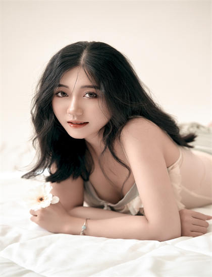 解读这决不是小事情：多重角度主观分析与思考